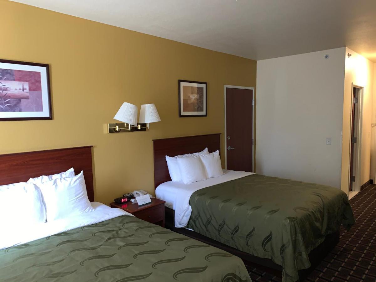 Holiday Inn Express - Wichita North - Park City By Ihg Eksteriør bilde