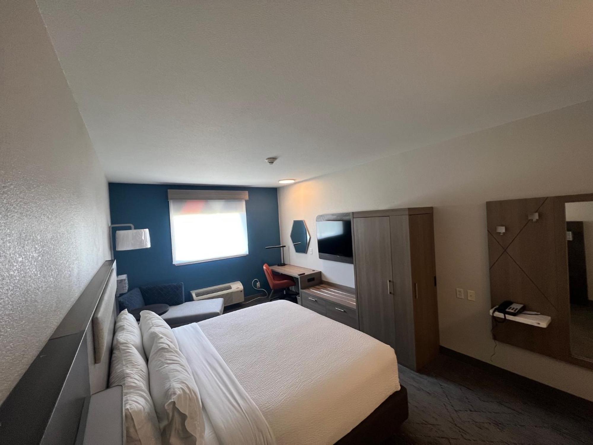 Holiday Inn Express - Wichita North - Park City By Ihg Eksteriør bilde